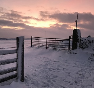 Snowy fields at Scapegoat Hill, Huddersfield. Pic by Andy Hirst from AH! PR.