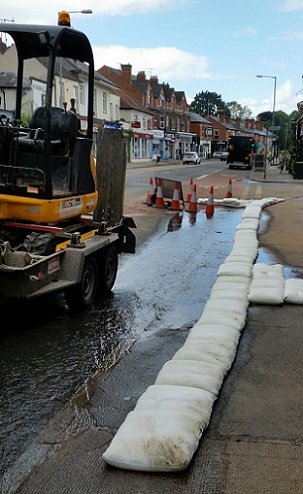 FloodSax alternative sandbags in action